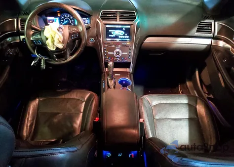 2016 Ford Explorer Sport z USA, uszkodzony, nr VIN 1FM5K8GT7GGB32460